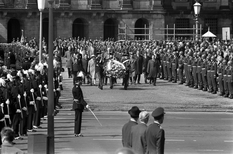 Staatsbezoek van president Ceausescu van Roemenie, president Ceausescu en echtge, Bestanddeelnr 926-3339