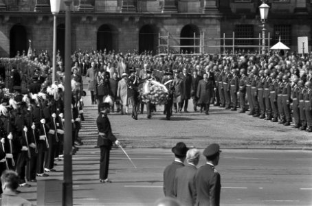 Staatsbezoek van president Ceausescu van Roemenie, president Ceausescu en echtge, Bestanddeelnr 926-3339