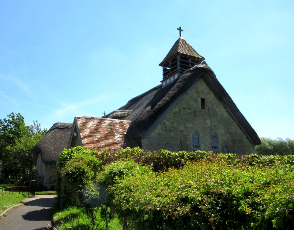St Agnes' Church, Gate Lane, Freshwater (May 2016) (2)