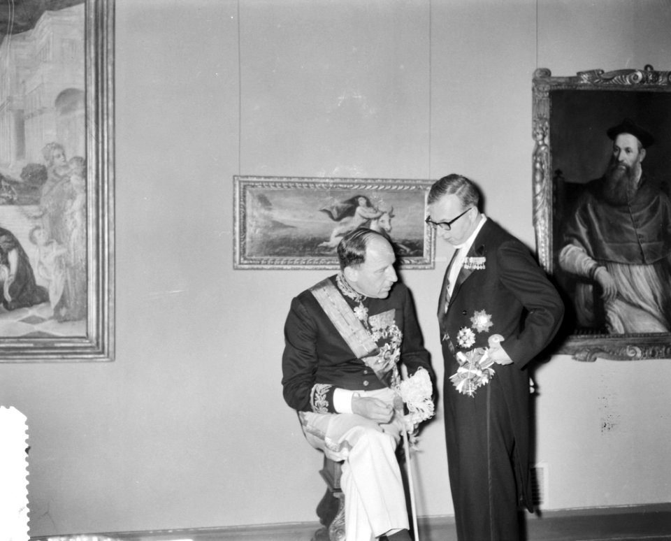 Statiebezoek Sjah van Iran , receptie Rijksmuseum, Bestanddeelnr 910-3794