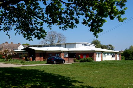St Matthew's Church, Gregson Avenue, Bridgemary, Gosport (April 2019) (7)