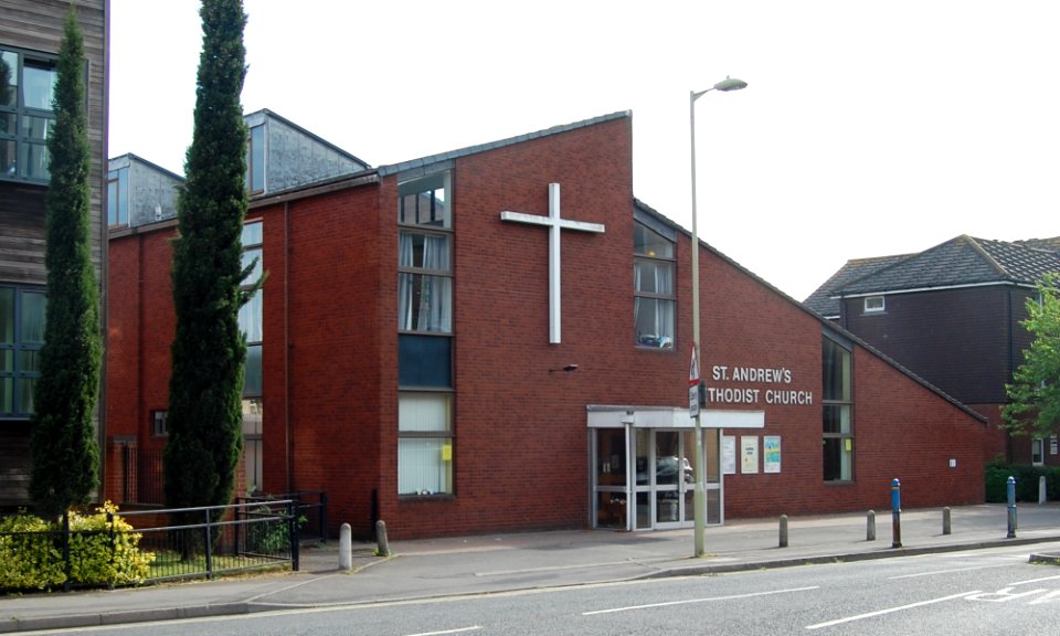 St Andrew's Methodist Church, Blenheim Road, Eastleigh (June 2019) (4)