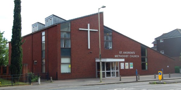 St Andrew's Methodist Church, Blenheim Road, Eastleigh (June 2019) (5)