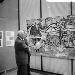 Tentoonstelling Beestenwerk geopoend in Zoologisch Museum te Amsterdam door dr , Bestanddeelnr 915-3301