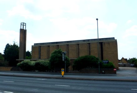 St Clement's Church, Kingston Road, Ewell (July 2013) (3)