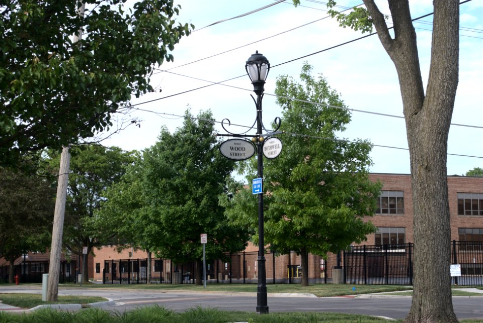 Street sign at Wood and Bothwell in Palatine, Illinois