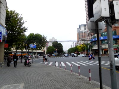 Street scenes in Shanghai 02