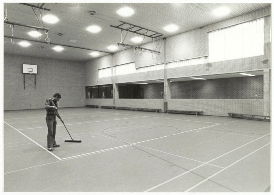 Sporthal Van Pagee, Flemingstraat 9, NL-HlmNHA 54005159