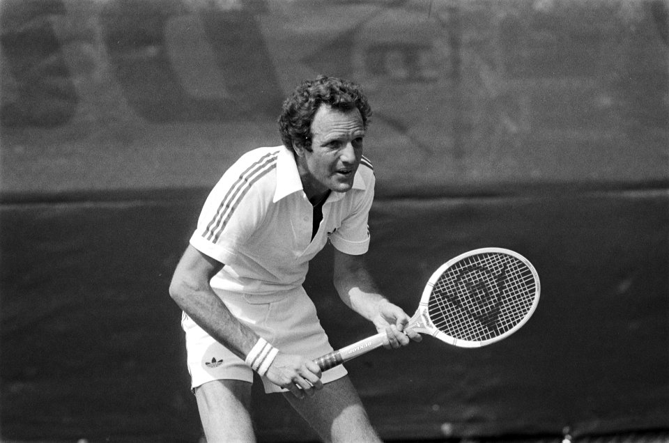 Tennistoernooi Het Melkhuisje Tom Okker in actie, Bestanddeelnr 929-8322