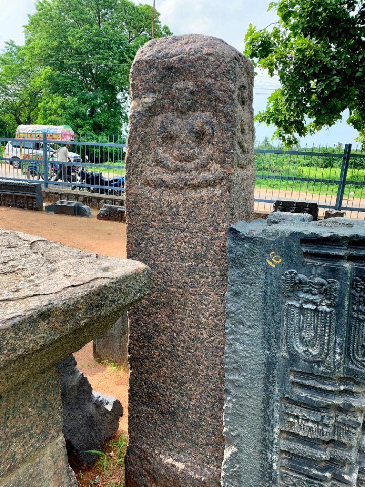 Temple ruins at Khush Mahal, Warangal Fort Telangana, India - 7
