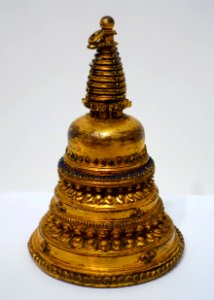 Stupa, Tibet, c. 1300s AD, gilt bronze and semiprecious stones - Dallas Museum of Art - DSC04982