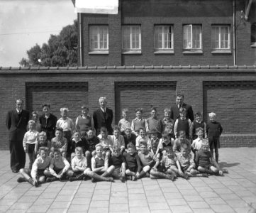 St. Franciscusschool IJmuiden Oost onderwijzen, Bestanddeelnr 903-4399
