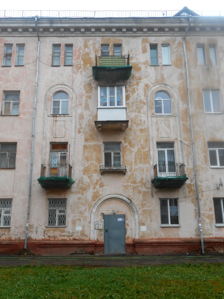 Smolensk, Frunze Street, 66 - 02