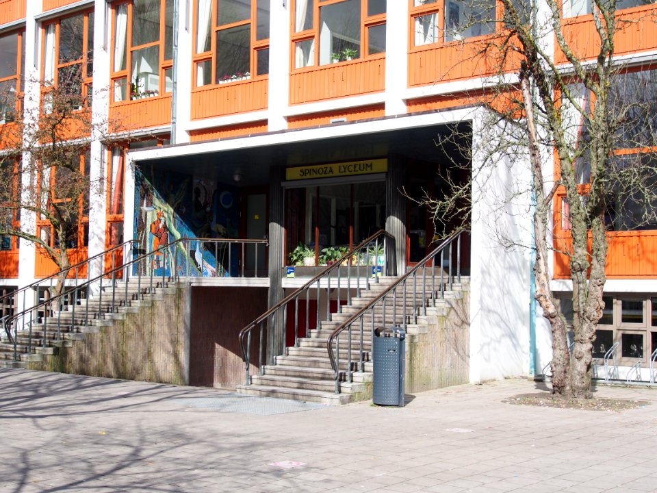 Spinozalyceum, Peter van Anrooystraat 8 pic4