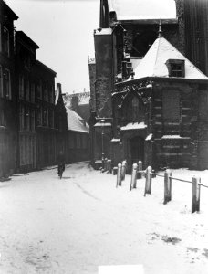 Sneeuw te Amsterdam Oudekerksplein, Bestanddeelnr 904-3520