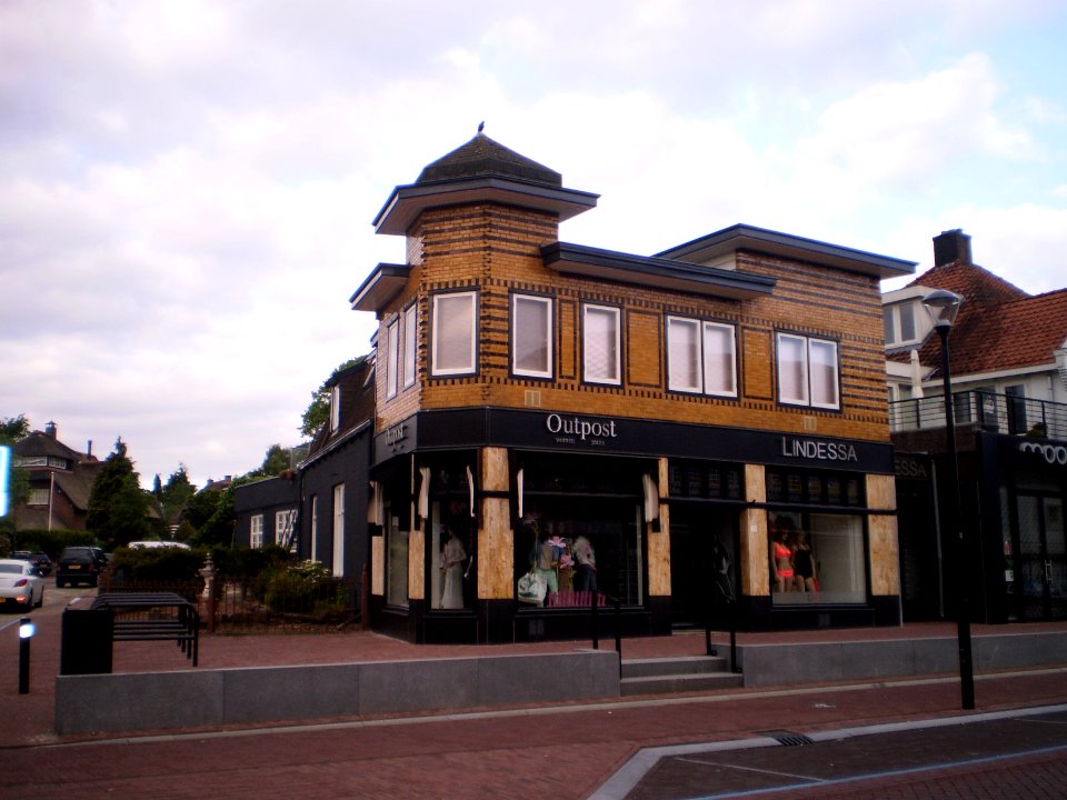 Soest Van Weedestraat 11-13 99