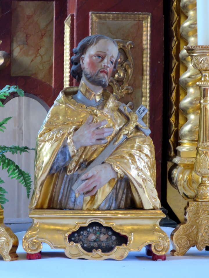 St. Martin Fraham 10