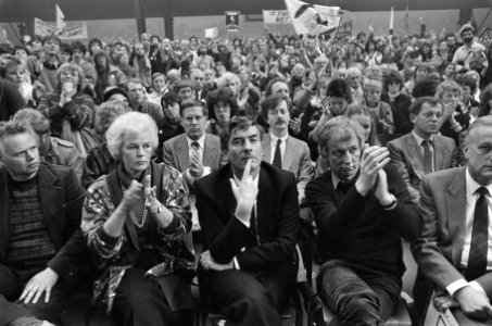 Slotmanifestatie volkspetitionnement 3.750.000 handtekeningen tegen kruisrakette, Bestanddeelnr 933-4658