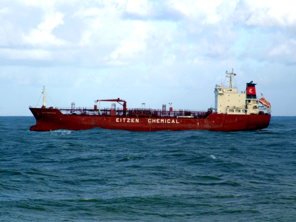 Sichem Copenhagen p4 approaching Port of Rotterdam leaving Port of Rotterdam, Holland 21-Jan-2007