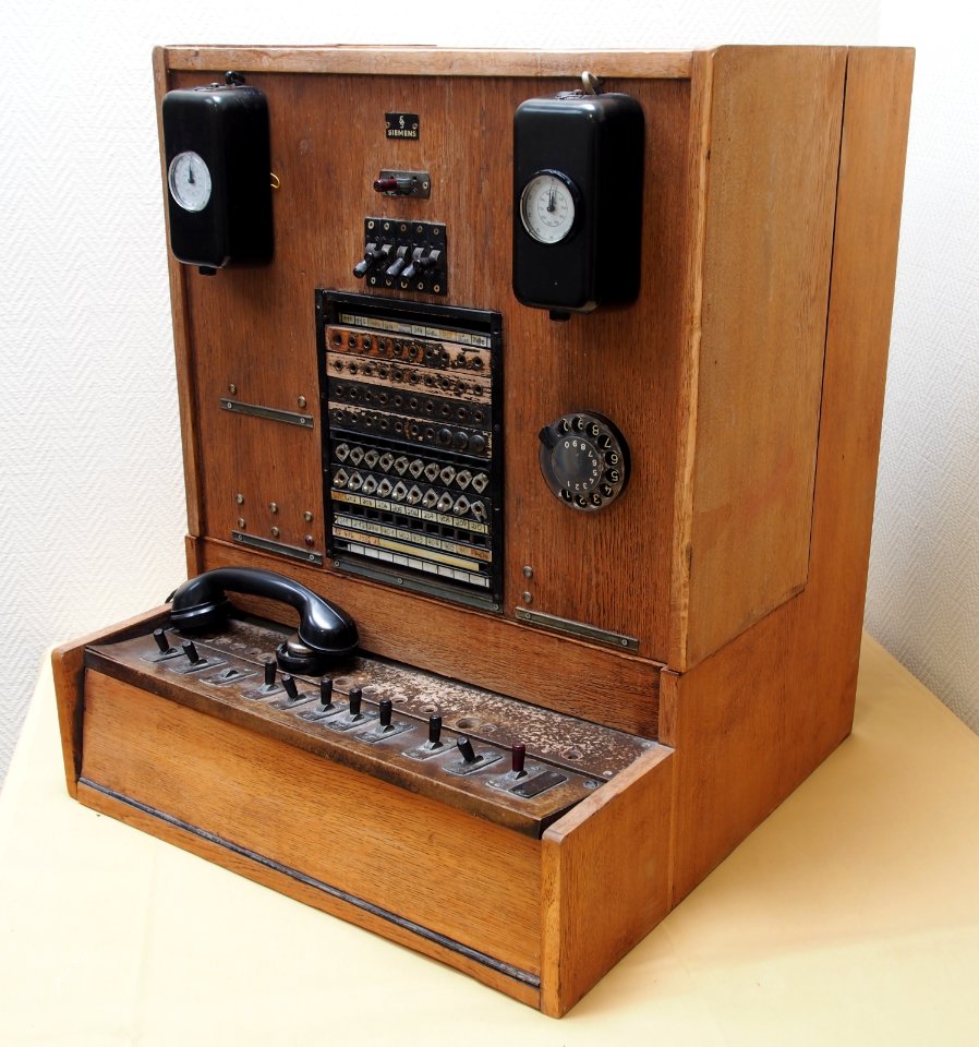 Siemens telephone switch, pic02