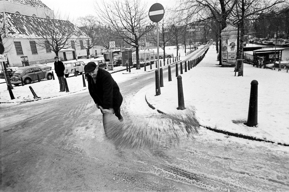 Sneeuw winterbeeld op Reguliersgracht, Bestanddeelnr 928-3830