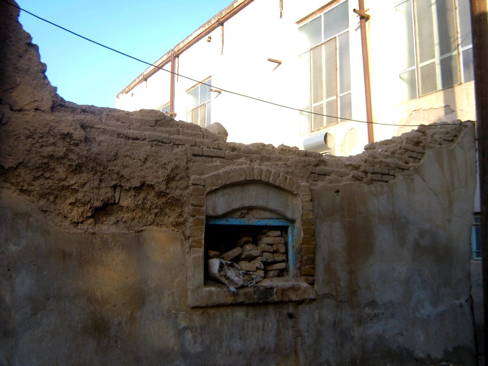 Snapshots of Nishapur Ferdwosi st homes 15