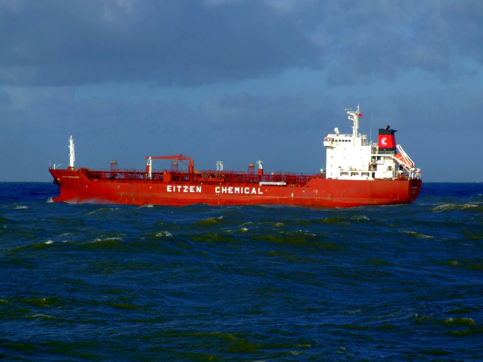 Sichem Copenhagen p3 approaching Port of Rotterdam leaving Port of Rotterdam, Holland 21-Jan-2007