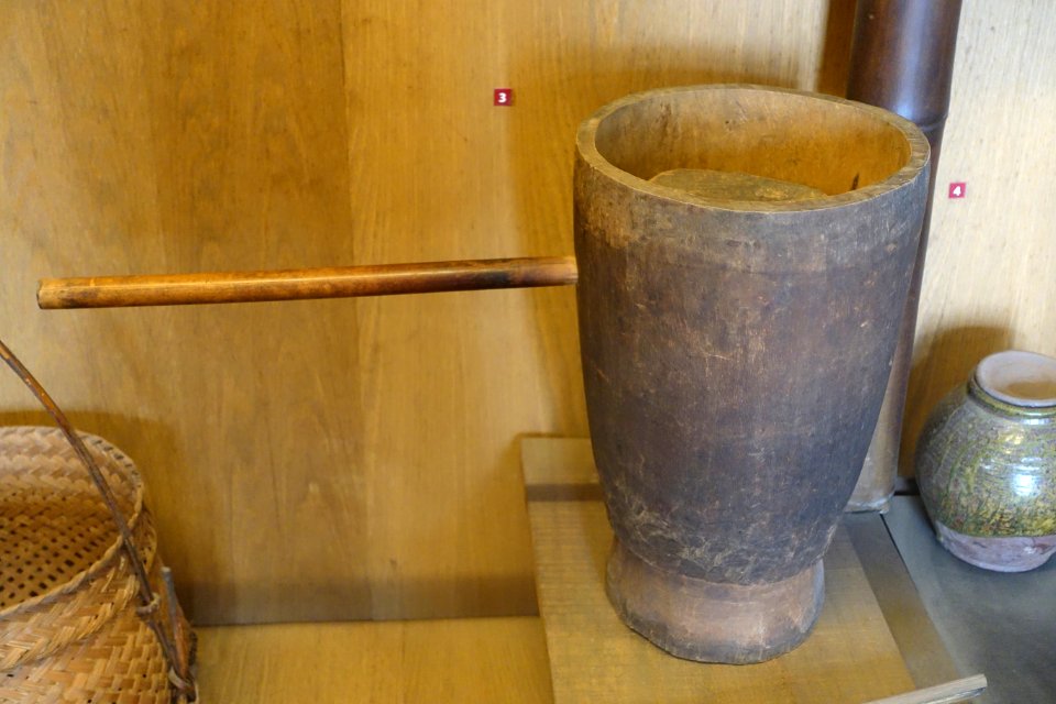 Still for rice wine, Muong - Vietnam Museum of Ethnology - Hanoi, Vietnam - DSC02702