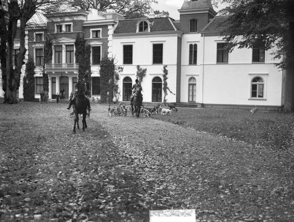 Sint Hubertusjacht met Mr. Gilissen, Bestanddeelnr 904-2759