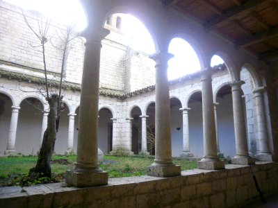 Simancas - Iglesia de El Salvador, claustro 04