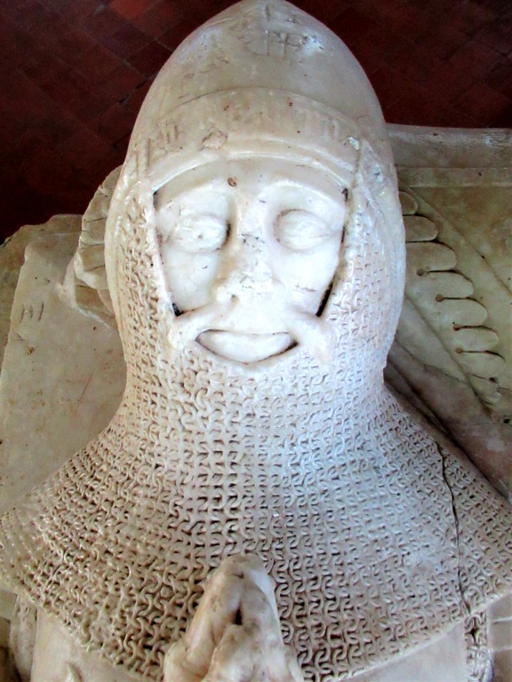 Sir Thomas Marney tomb, Layer Marney 02