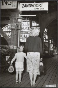 Stations, recreatie, zeebeelden, Bestanddeelnr 072-0827