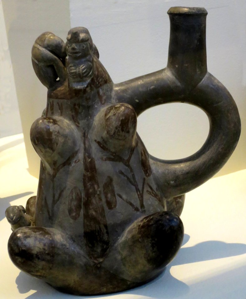 Stirrup-spouted vessel, Moche culture, Honolulu Museum of Art, 6389.1