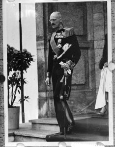Statiefoto Koning Hakon VII Noorwegen, Bestanddeelnr 906-6043