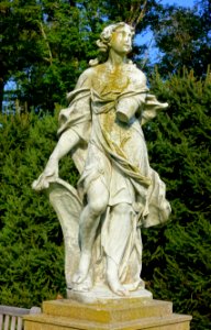 Statue 07 - Grand Allée - Castle Hill on the Crane Estate - Ipswich, Massachusetts, USA - DSC06397
