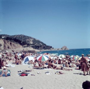 Strand bij een badplaats. Frankrijk, Bestanddeelnr 254-6033