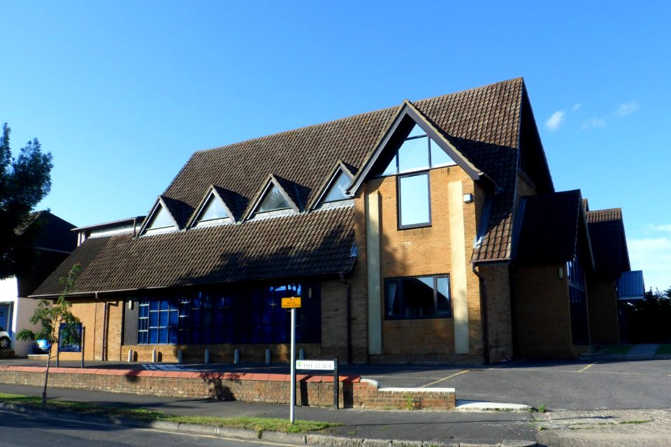 Stoneleigh Baptist Church, Chadacre Road, Stoneleigh (August 2013) (2)
