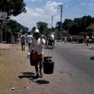 Straatverkoper in Jakarta, Bestanddeelnr 254-9096