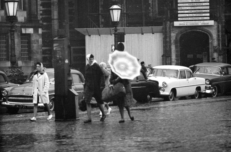Storm over Amsterdam, Bestanddeelnr 913-5150
