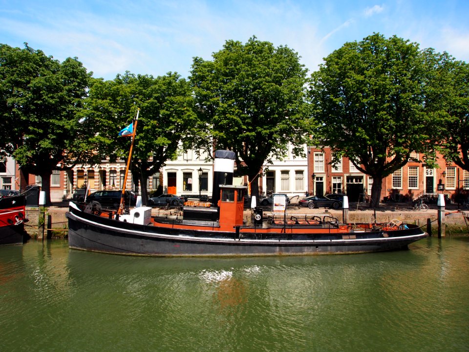 SS Gebroeders Bever - ENI 02309761, stoomsleepboot in de binnenhaven van Dordrecht, pic4