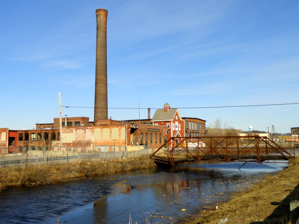 South Canal - Lawrence, MA - DSC03535