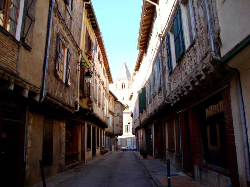 Sorèze (Tarn, Fr) ruelle aux colombages
