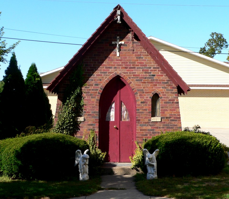 St. Mary Assumption (Dwight, Nebraska) garden chapel 1