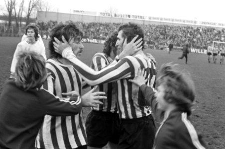 Sparta tegen Ajax 3-1, Heijerman (links) en Bosveld na de wedstrijd, Bestanddeelnr 926-0731