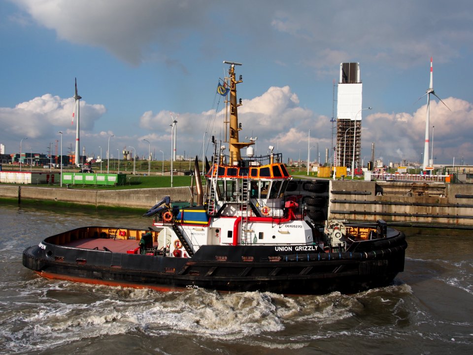 Union Grizzly (tugboat, 2007), IMO 9397121, Port of Antwerp pic2