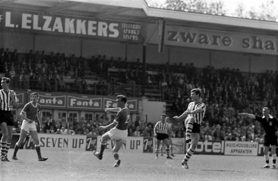 Sparta tegen GVAV 0-1, Sparta aanval, Bestanddeelnr 915-2197