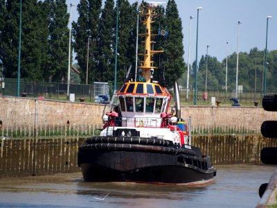 Union Kodiak, IMO 9397119, Berendrecht lock, Port of Antwerp, pic6