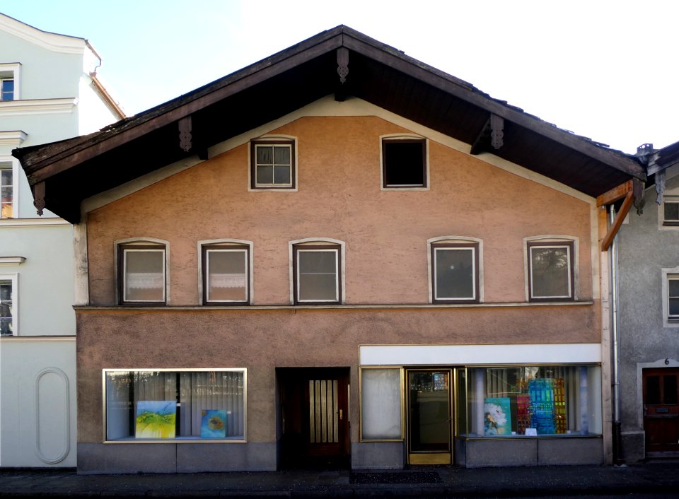 Trostberg, Traunsteiner Str 4, 1
