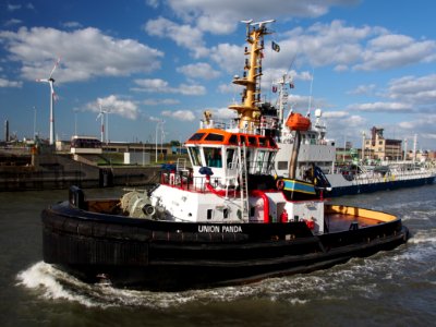 UNION PANDA - IMO 9502697 - Callsign ORPE, Berendrechtsluis, Port of Antwerp pic2