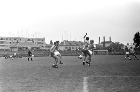 UT Arad tegen Feijenoord 0-0 in Europa Cup in Roemenie, Bestanddeelnr 923-8876